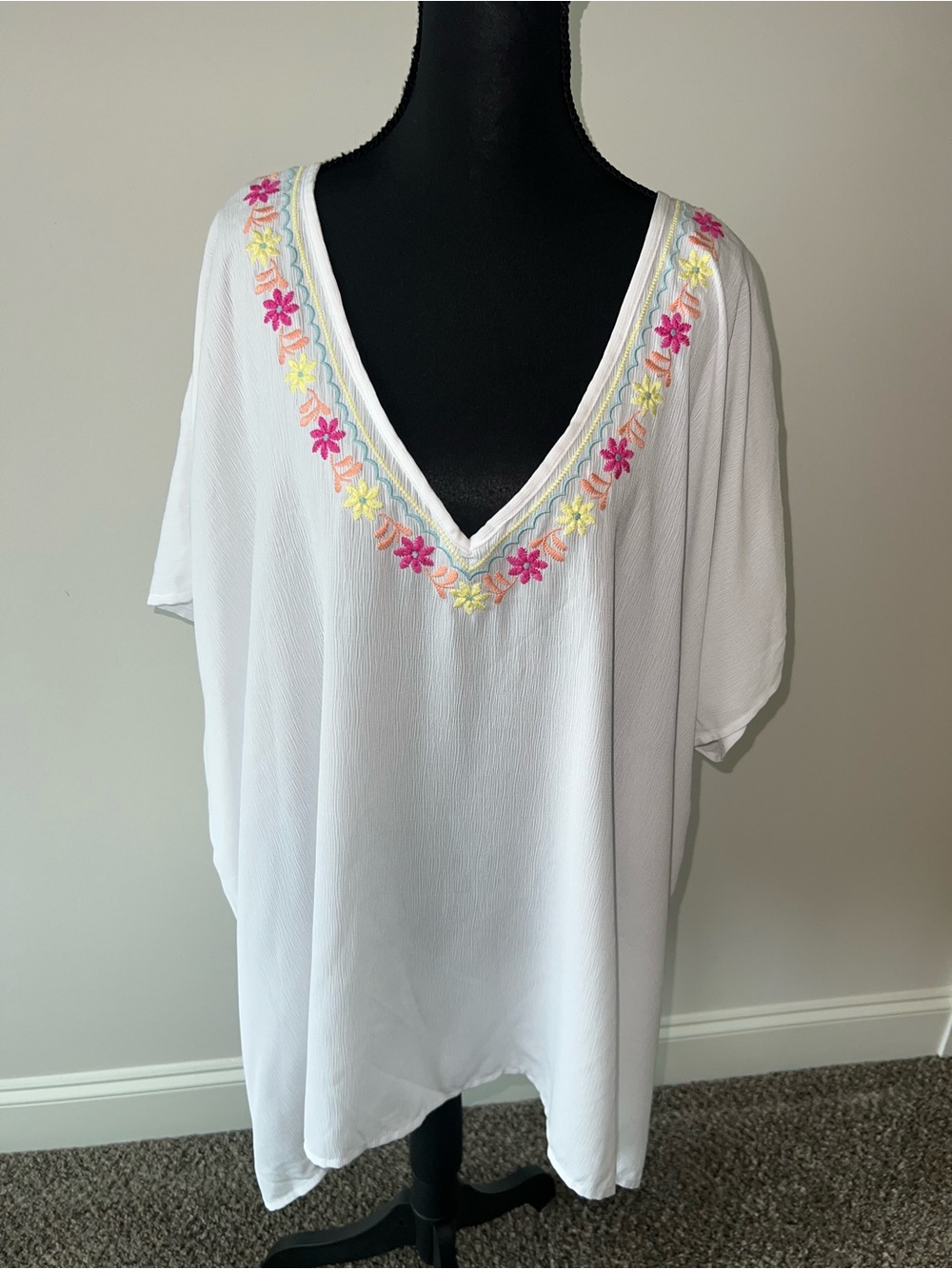 Freshwater White V-Neck Embroidered Floral Swim Cover-Up Beach Vacation Resort